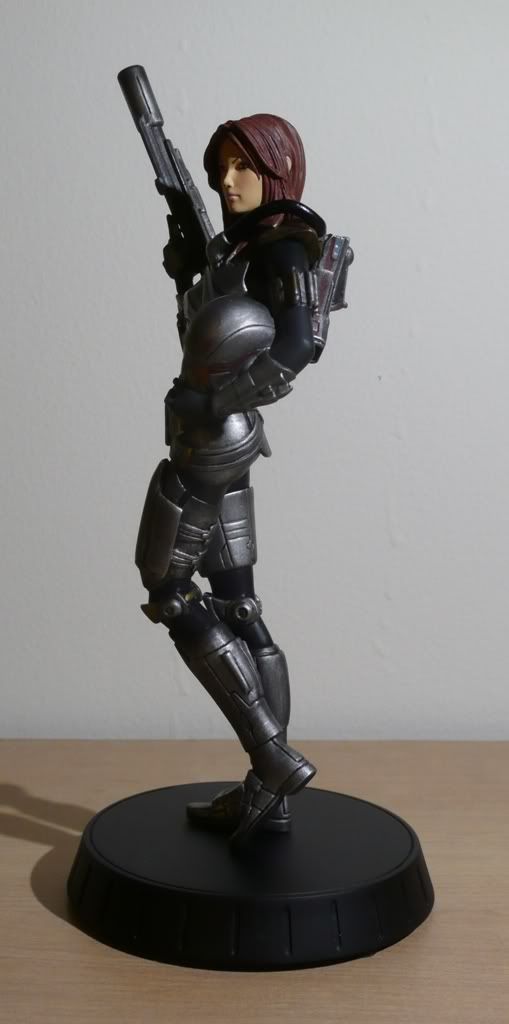 shae vizla statue