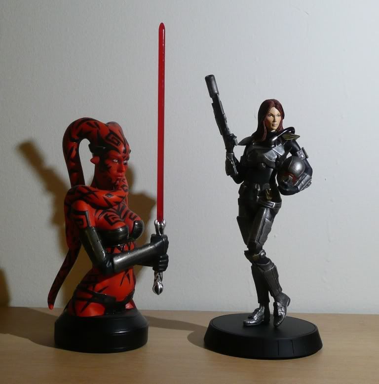 shae vizla statue