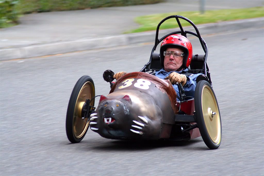 IMAGE: http://i64.photobucket.com/albums/h164/DigitalMDX/Elec2.jpg