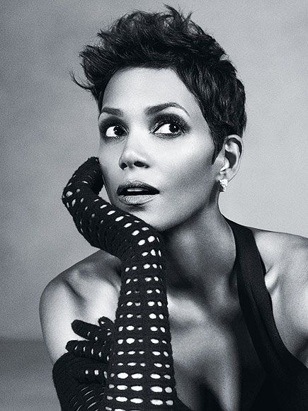  photo halle-berry-435.jpg