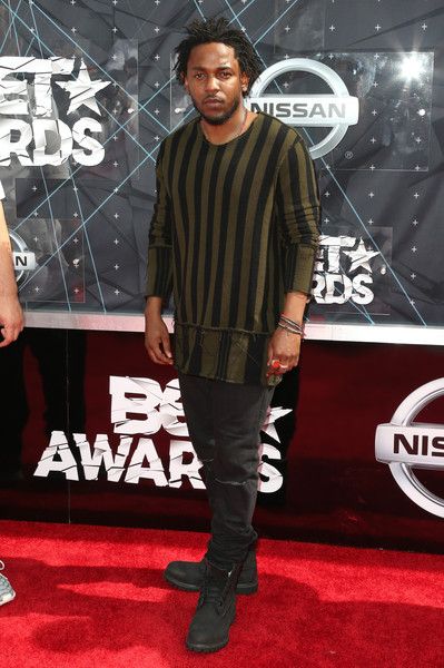 photo KendrickLamar2015BETAwardsArrivalshhLe2WFFPmPl.jpg