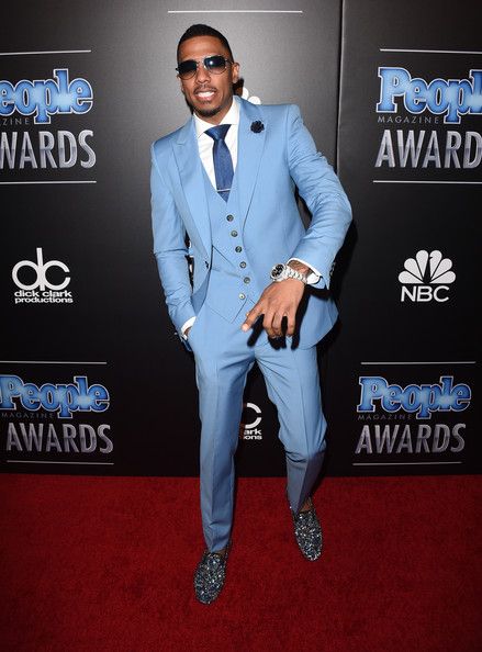  photo PEOPLEMagazineAwardsArrivalsuGNphWEtsIcl.jpg