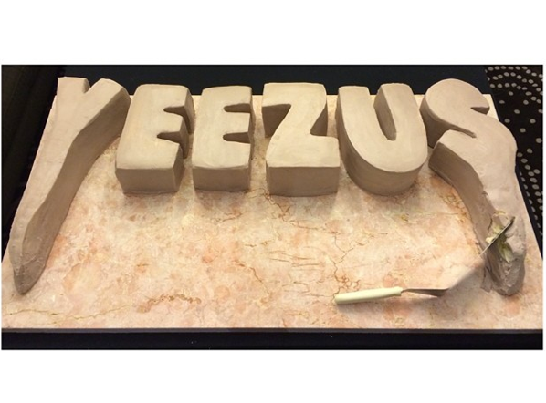  photo kanyecake.png