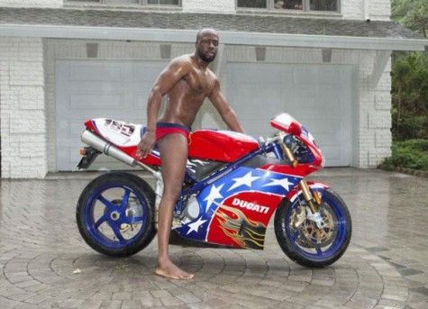  photo wyclef-bike-475x343.jpg