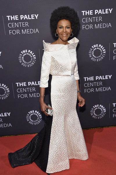 photo PaleyCenterMediaHostsTributeAfricanAmerican7F_CgqdbRLql.jpg