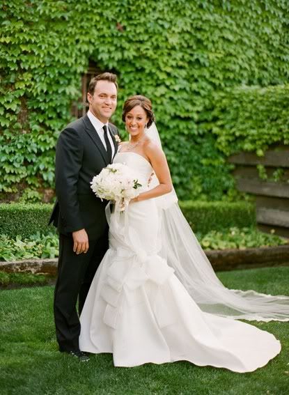 correspondent adam housley. correspondent Adam Housley, and now we can show you some fabulous pics from their wedding inside.