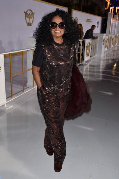 photo PremiereLionsgateHungerGamesMockingjayjkXPOWD-k38l.jpg