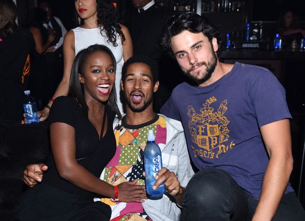 photo AQUAhydrateHostsPrivateEventHydeStaplesRCnRN2jByXOl.jpg