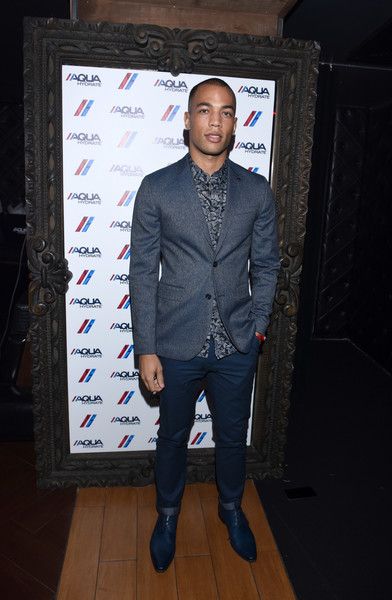 photo AQUAhydrateHostsPrivateEventHydeStaplesdHbzAJiM5Cbl.jpg