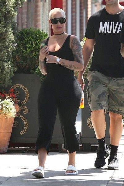 photo AmberRoseAmberRoseRunningErrandsBeverlynbgTZphQDsQl.jpg