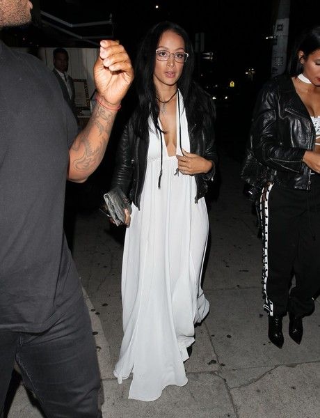 photo CelebritiesEnjoyNightNiceGuy-Q_Mo5-r8afl.jpg