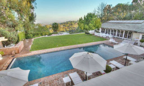  photo mariah-carey-nick-cannon-sold-bel-air-home-05-480w.png
