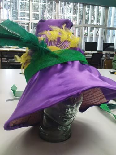hat2.jpg picture by kurayami_angel
