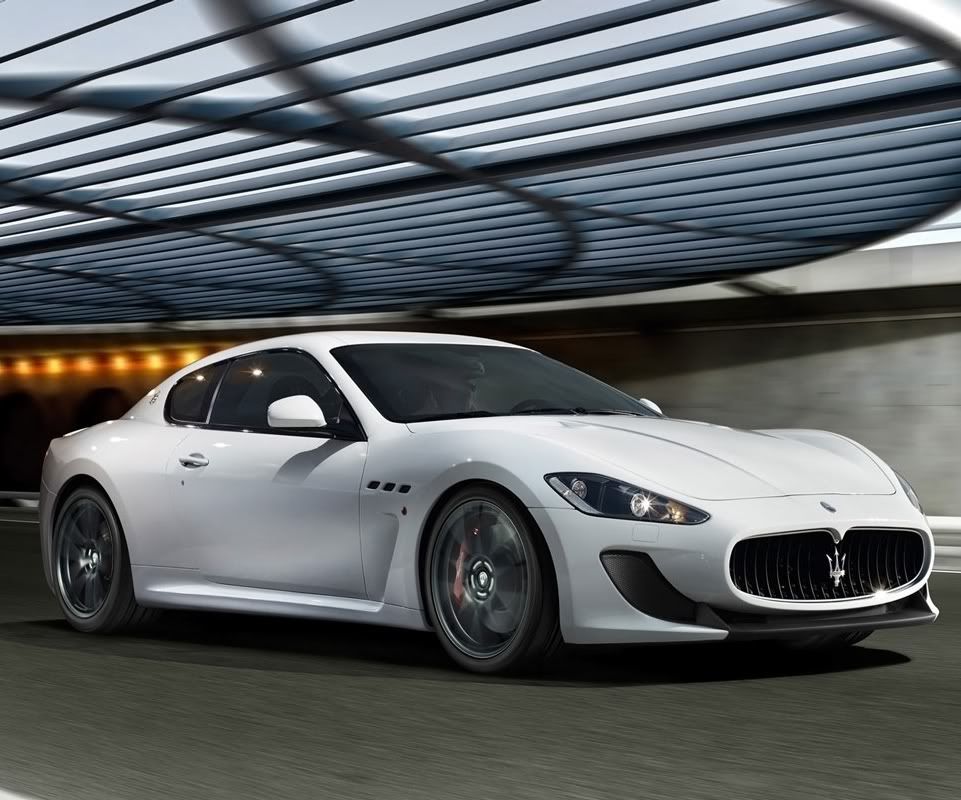 Maserati_granturismo_142_1280x800.jpg