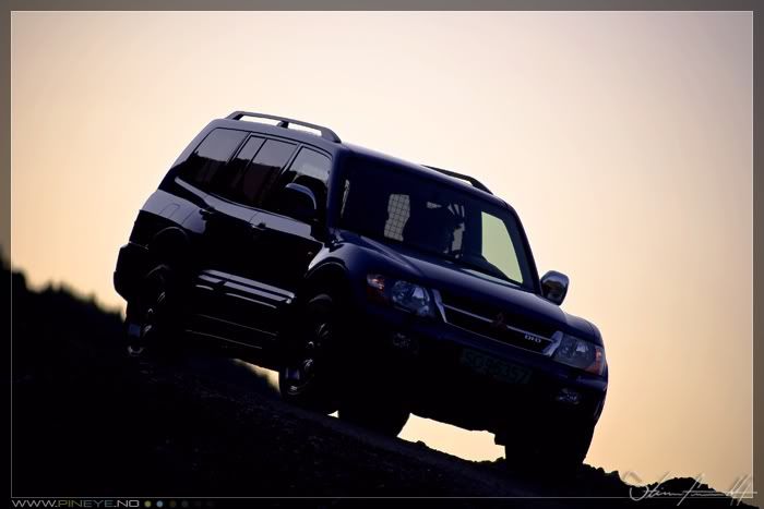 pajero03.jpg
