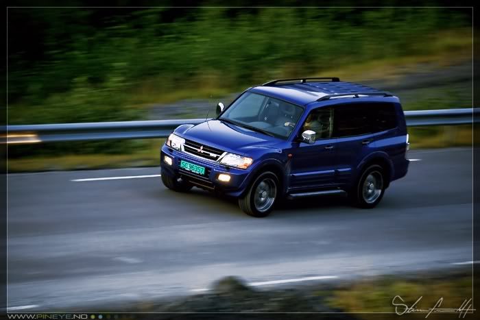 pajero06.jpg