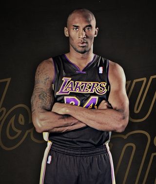 kobe bryant black jersey