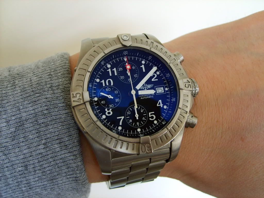 S5002369.jpg