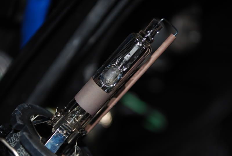 Is this D2R HID bulb burned out? Nissan 350Z and 370Z