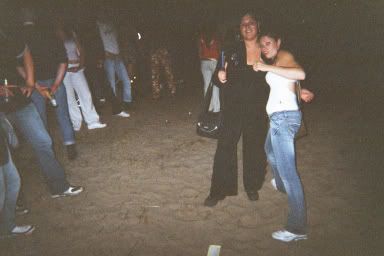 [img width=384 height=256]http://i64.photobucket.com/albums/h192/xjustxmexx/Ground%20zero/be63f4a7.jpg[/img]