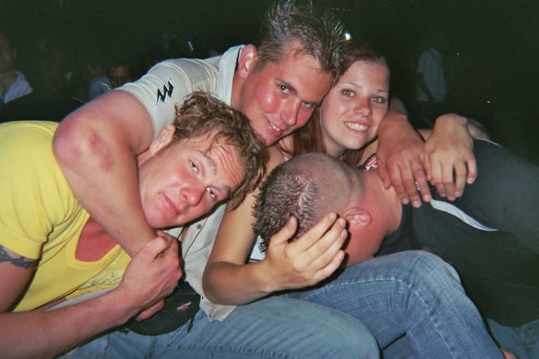 [img width=679 height=453]http://i64.photobucket.com/albums/h192/xjustxmexx/Ground%20zero/keescornelkemper.jpg[/img]