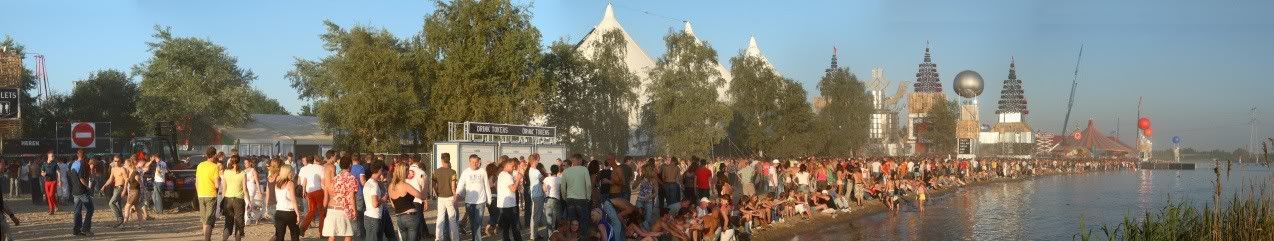 [img width=800 height=151]http://i64.photobucket.com/albums/h192/xjustxmexx/defqon%201%20festival%202006/strand.jpg[/img]