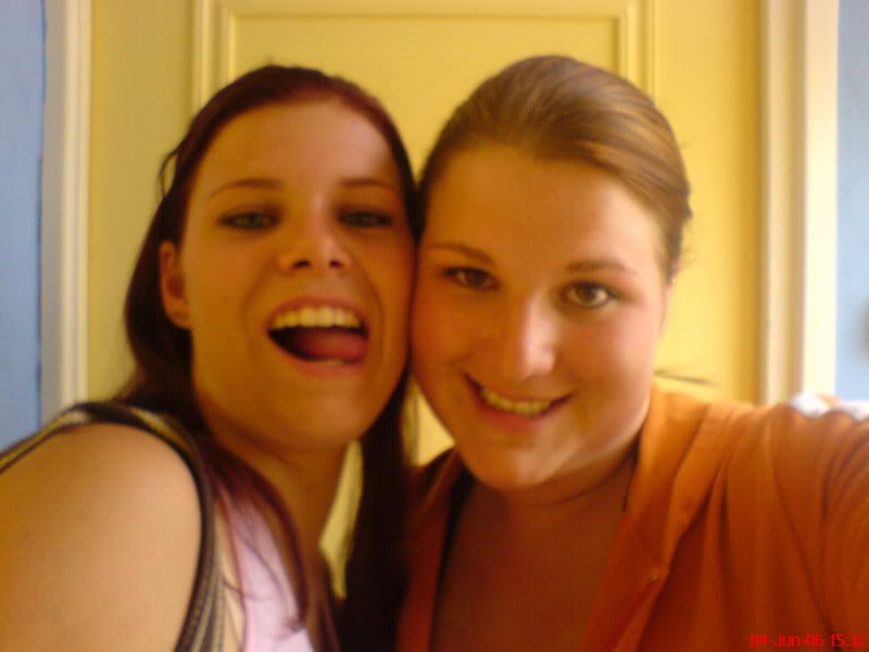 [img width=640 height=480]http://i64.photobucket.com/albums/h192/xjustxmexx/nelenik.jpg[/img]