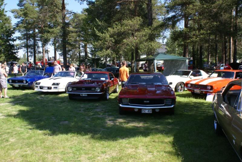 http://i64.photobucket.com/albums/h193/hugger69/Wheels/Wheels002.jpg