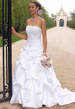 the brand new Group USA Camille la Vie wedding dress paid 650 