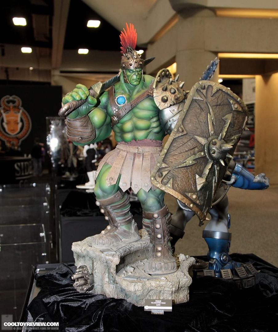 world war hulk figure