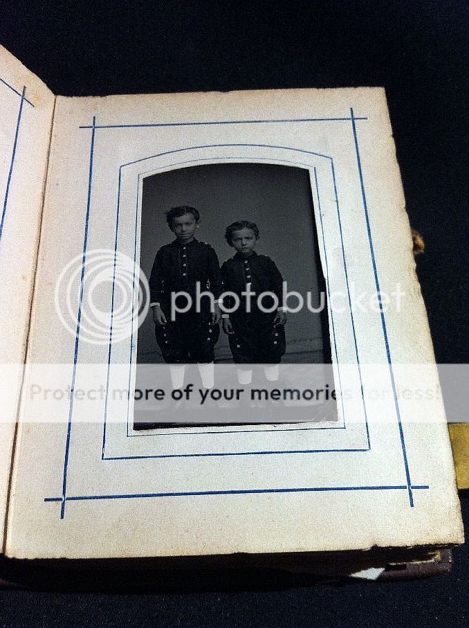   LEATHER Photo ALBUM w/MANY TINTYPES CDVs Gilt SAN FRANCISCO Rare