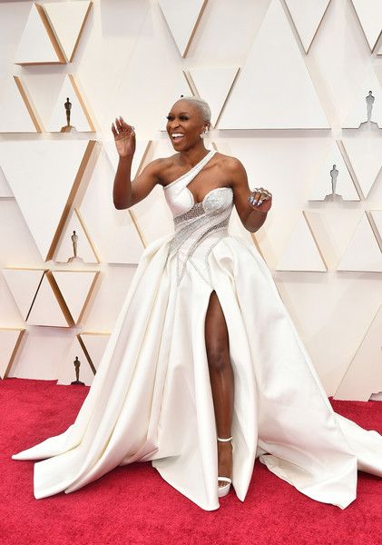  photo CynthiaErivo92ndAnnualAcademyAwardsArrivalsFXo3BRWZ3WBl.jpg