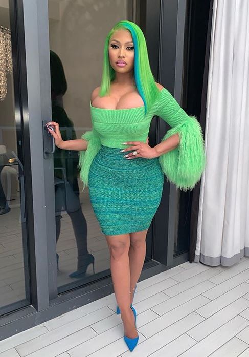 nicki minaj fendi dress