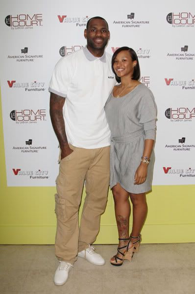 EVENT FAB: LeBron James & Savannah Give Back To Teens + Steve Stoute ...