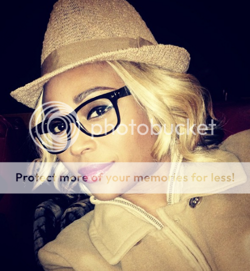  photo cynthiateasfeffeef.png