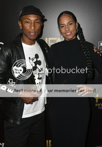  photo AliciaKeys23rdAnnualHollywoodFilmAwardshW0flrArpRRl.jpg