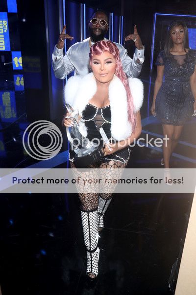  photo BETHipHopAwards2019AtlantaGABackstageDwz-UJHy6Z6l.jpg