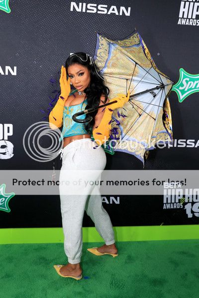  photo 2019BETHipHopAwardsArrivalsLAyT2WkZSR1l.jpg