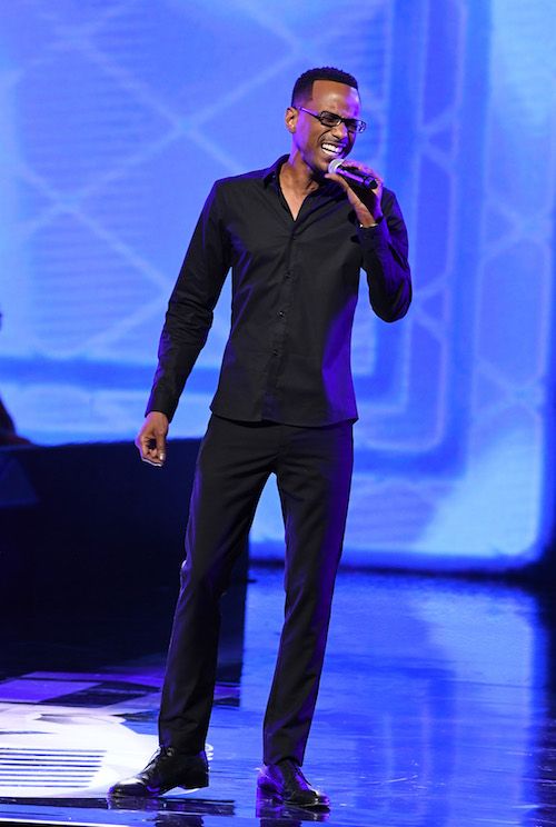  photo tevin campbell performs.jpg