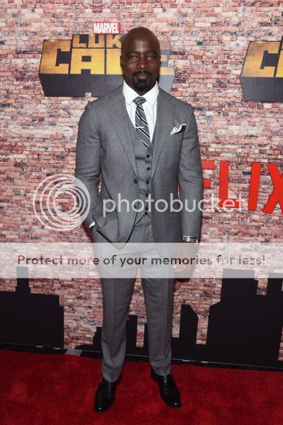  photo LukeCageNewYorkPremiereMwldTvlLsgwl.jpg