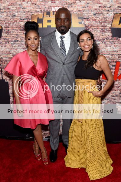  photo LukeCageNewYorkPremiereV6u4OehUSUMl.jpg