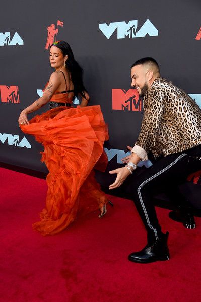  photo 2019MTVVideoMusicAwardsArrivals2rDkuW0EkADl.jpg