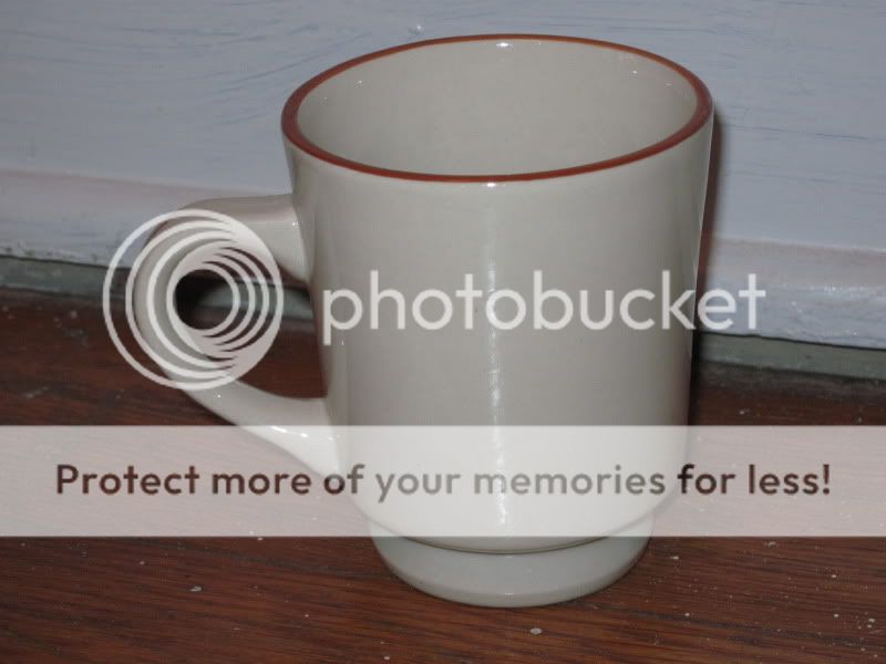 You are bidding on a vintage Strawberry Shortcake mug with a very 